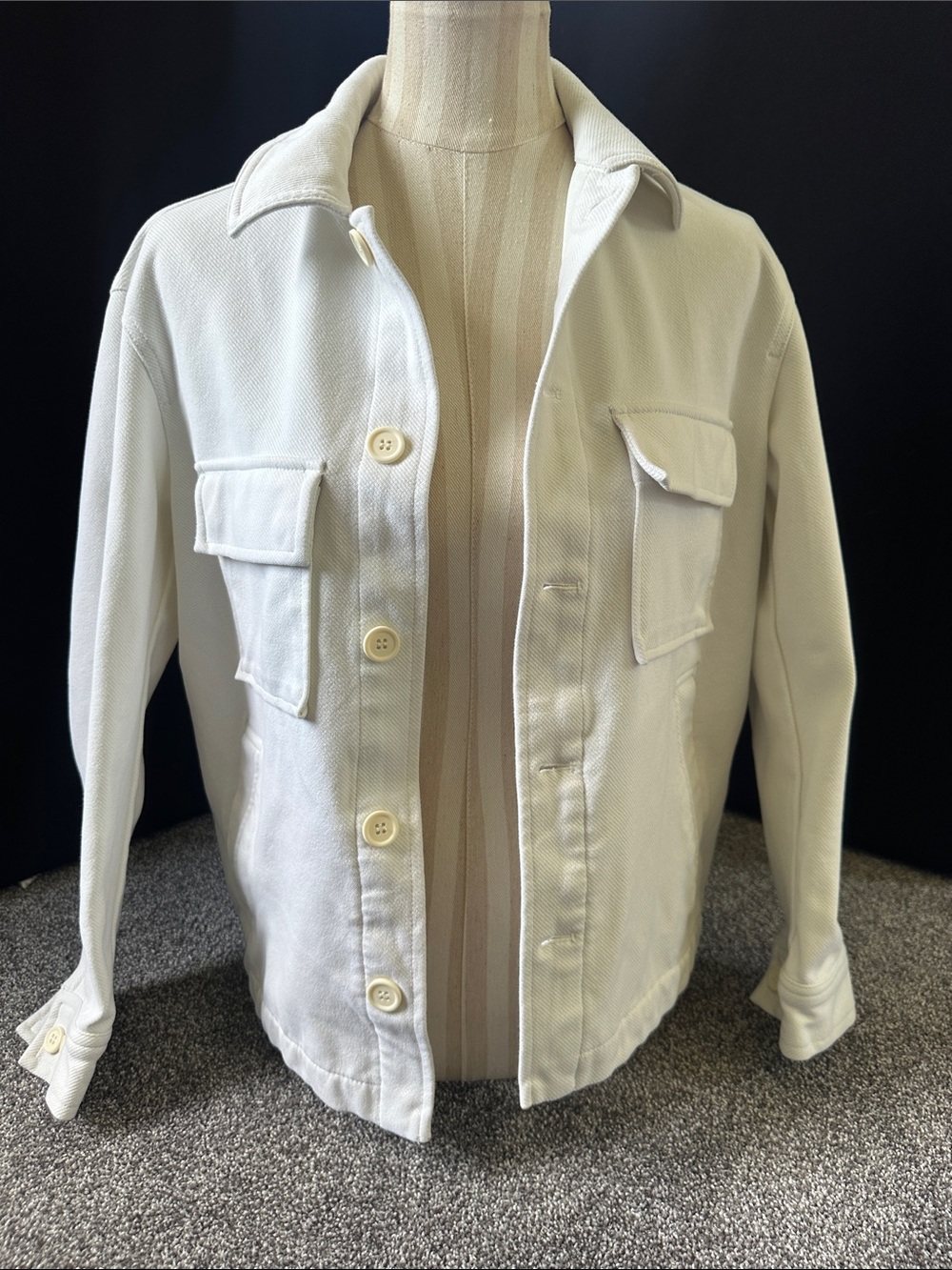 Zara Off-White Lightweight Button Jacket